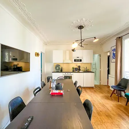 Appartamento Urbanflat 99 - Beautiful 6 Bdr In The Center Of *