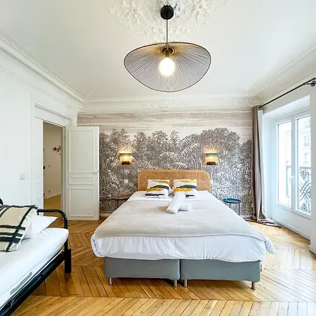 Appartamento Urbanflat 99 - Beautiful 6 Bdr In The Center Of Parigi