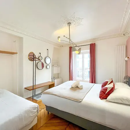 Urbanflat 99 - Beautiful 6 Bdr In The Center Of