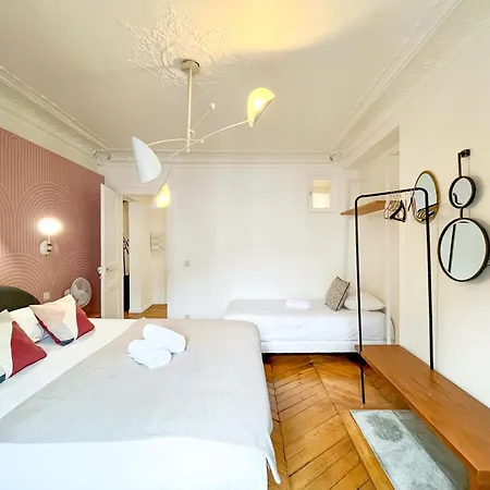Appartamento Urbanflat 99 - Beautiful 6 Bdr In The Center Of *
