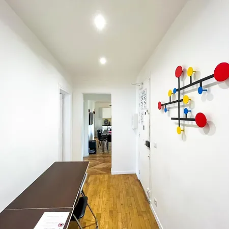 Appartamento Urbanflat 99 - Beautiful 6 Bdr In The Center Of *
