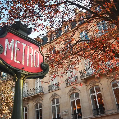 Urbanflat 99 - Beautiful 6 Bdr In The Center Of Appartamento Parigi