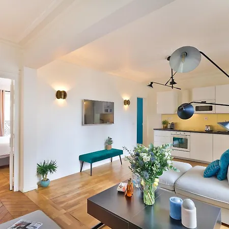 Urbanflat 99 - Beautiful 6 Bdr In The Center Of Parigi