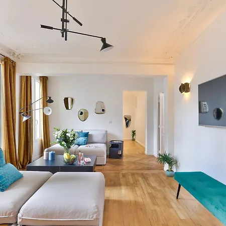 Urbanflat 99 - Beautiful 6 Bdr In The Center Of * Parigi